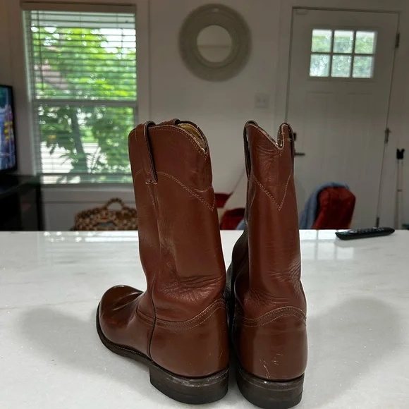 Justin Ropers - Picture 6 of 6